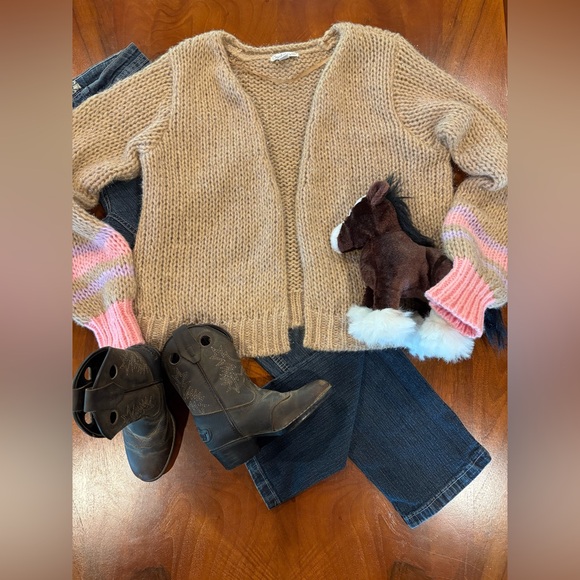 Cato Other - NWIT, Cozy Tan and Pink Girls Sweater, size XL 18